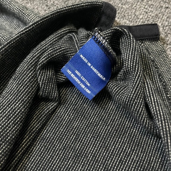 Starter Chicago Bulls NBA Polo Shirt XL Gray Red‎ Black Striped Collar Sleeves - Picture 9 of 9